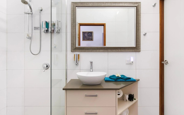 Eclectic Oasis in Doonan, Sunshine Coast