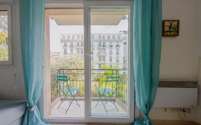 BH - LE SOLEIL D'OR - New 4 People Very quiet