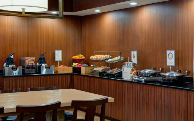 Fairfield Inn & Suites by Marriott Detroit Farmington Hills