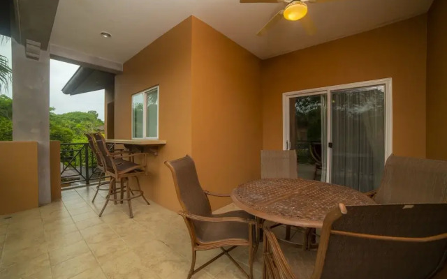 Veranda 3B 2 bedrs second floor by Stay in CR