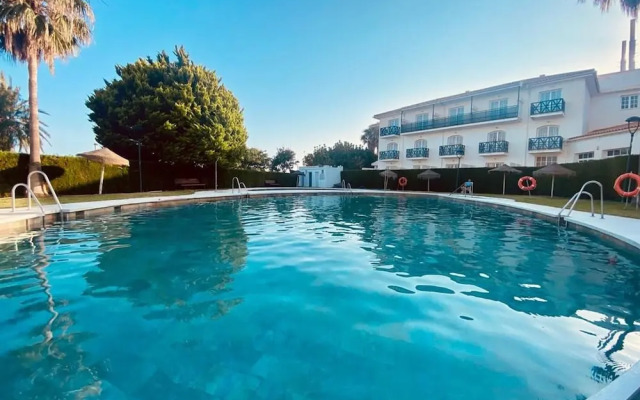 Belvilla by OYO La Perla de Andalucaa