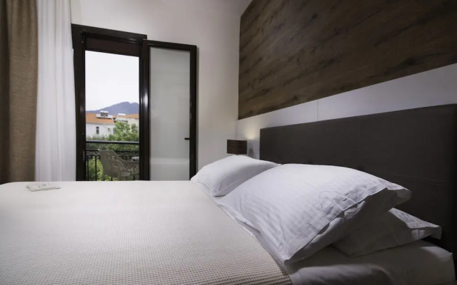 Kamelia & Semeli Hotel