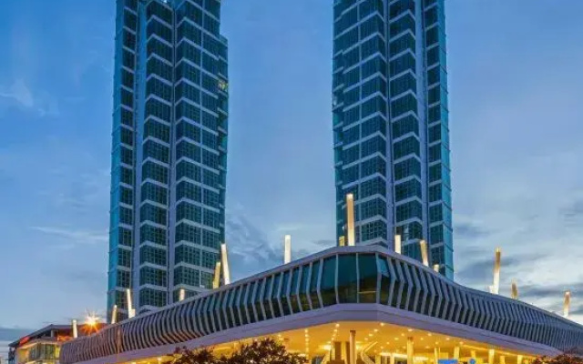 Maritime Suites Holiday Rental @ George Town