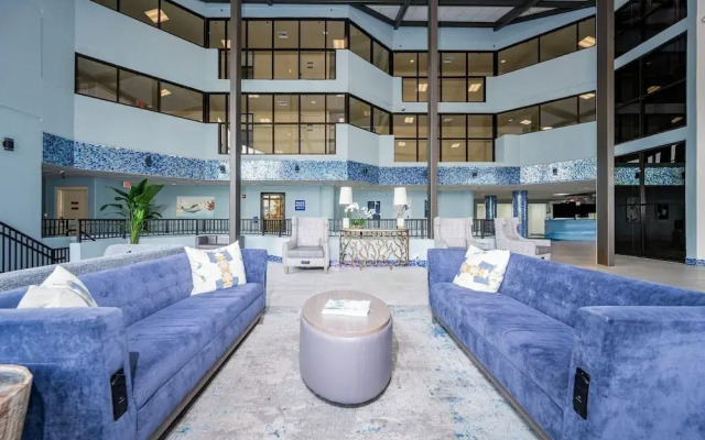 Phoenix V 317 3 Bedroom Condo