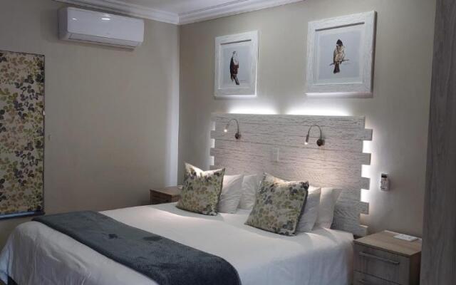 Studio 5 Churchill Lane Apartment