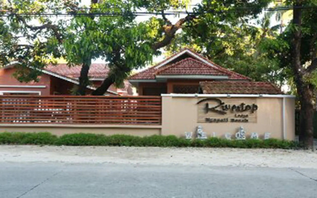 River Top Lodge