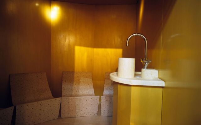 Hotel Club House