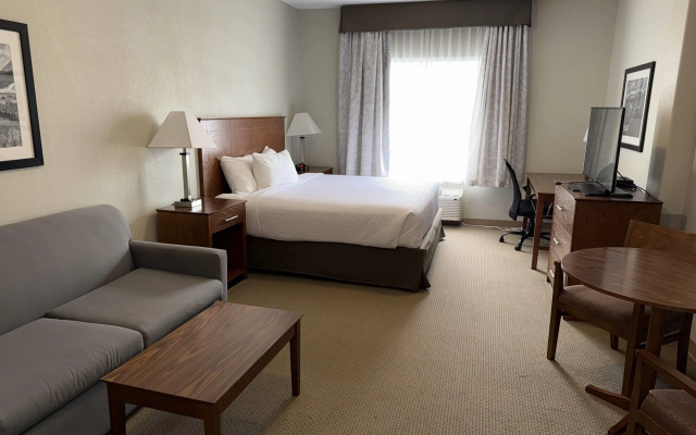 Super 8 by Wyndham Fort St. John BC