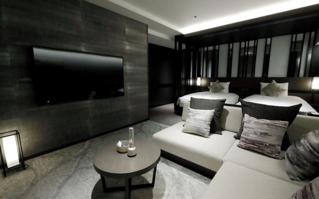 Deluxe with Open-air Bath East Wing Upper Floor Twin Japanese Style room (트윈 침대 2개) 사진 4