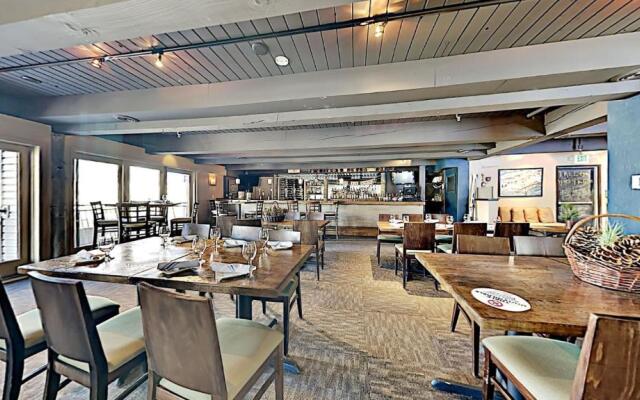 Timberline Condominium Studio Deluxe Unit 217