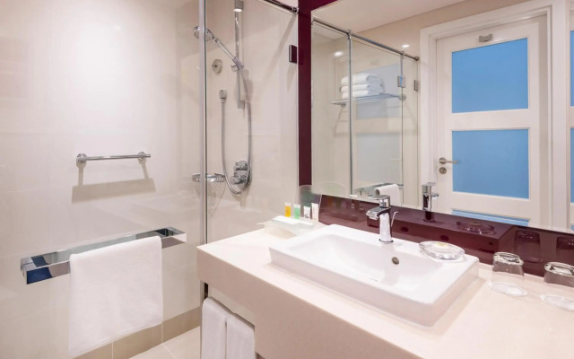 Holiday Inn Muscat Al Seeb by IHG