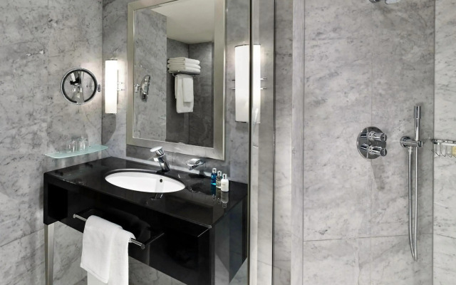 The Park Tower Knightsbridge, A Luxury Collection Hotel