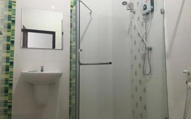 Champathong Vangvieng Hotel