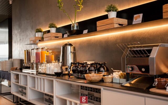 Expressionz Klcc by Mana Mana