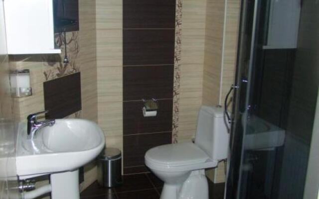 Kisva Hotel