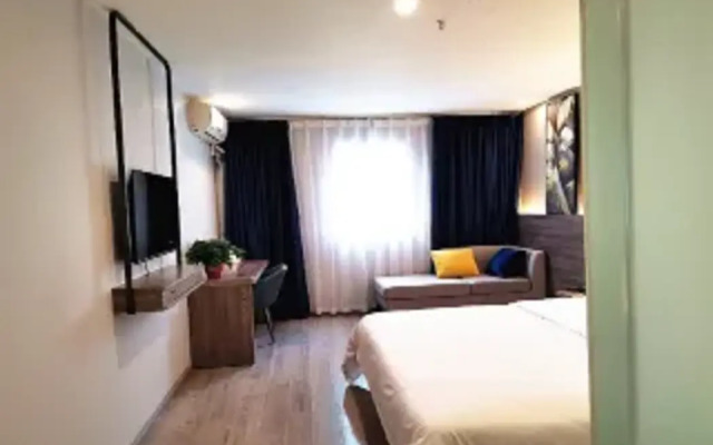 7 Days Premium Hotel (Chengdu Xipu Subway Station Xipu Wanda Plaza)