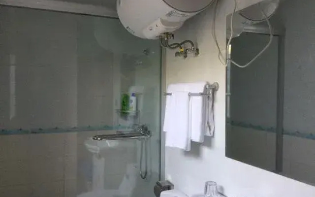 Shanghai Zhouqiao apartment