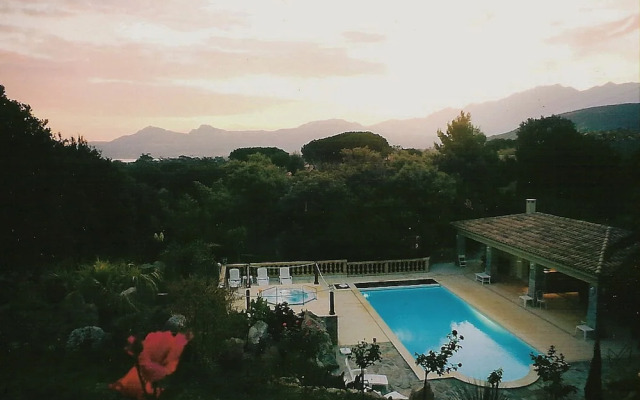 The Manor