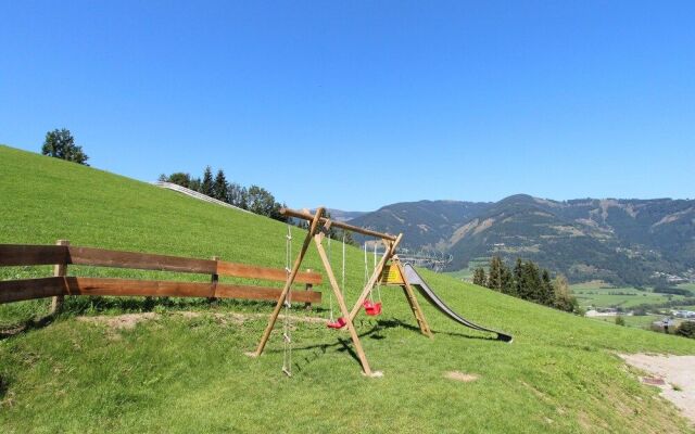 Apartment in Kaprun on the ski Slopes