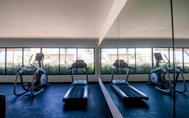 Sea Breezes Studio at Syrena 409