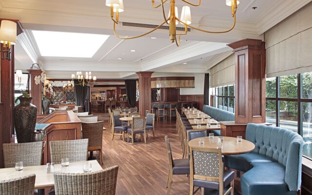 Sylvia Hotel