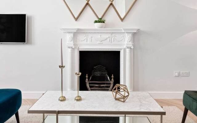 Elegant 3 Bed Apt W/terrace Near Kensington
