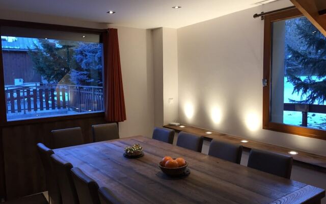 LES Fermes DU Planet N°5 : 6 Pièces 12 Personnes / 6 Rooms 12 People