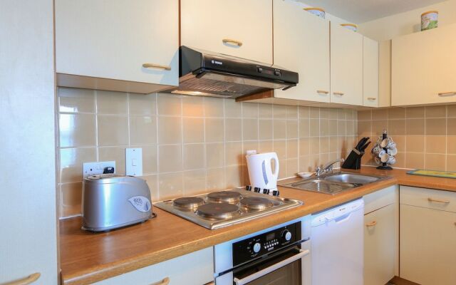 32 the Salcombe