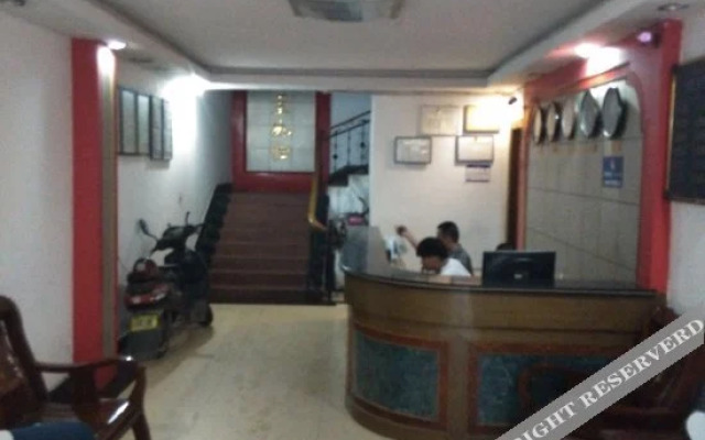 OYO Taikang Hotel (Railway Station)