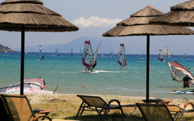 Nefeli Wind Club Apartments