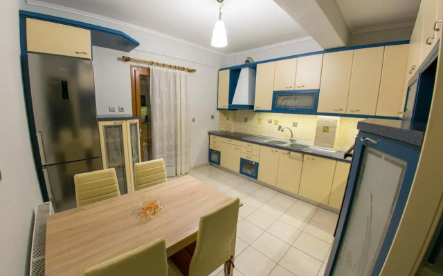 Vier Luxury House
