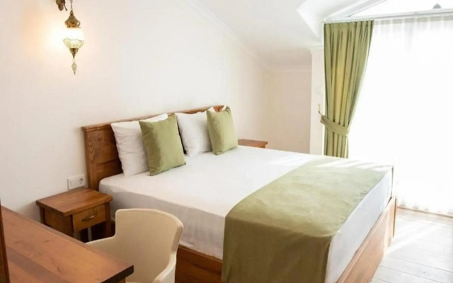 Infinity Ruby Hotel