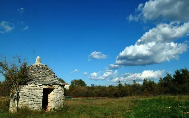 Istrian Villa Fendi Rebici