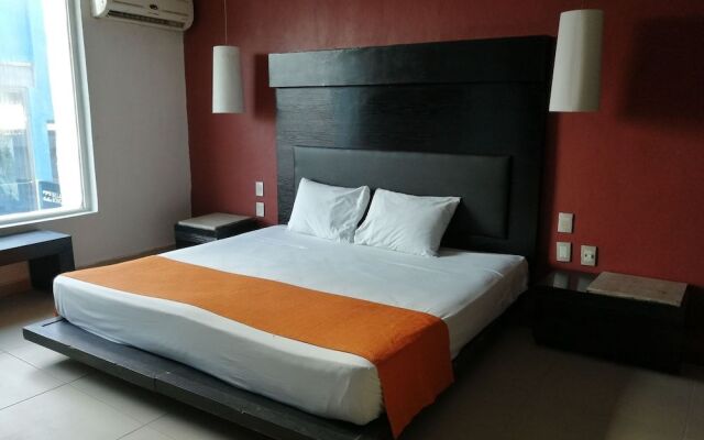 Blvd Hotel