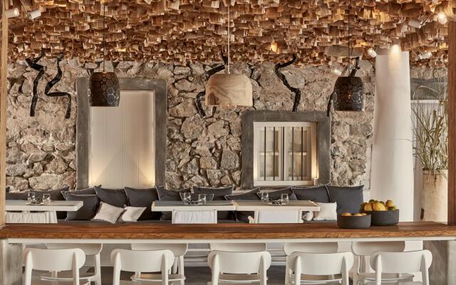 Anemos Beach Lounge Hotel