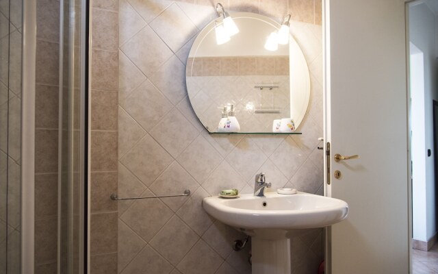 Typical Apartment on River Naviglio / Darsena