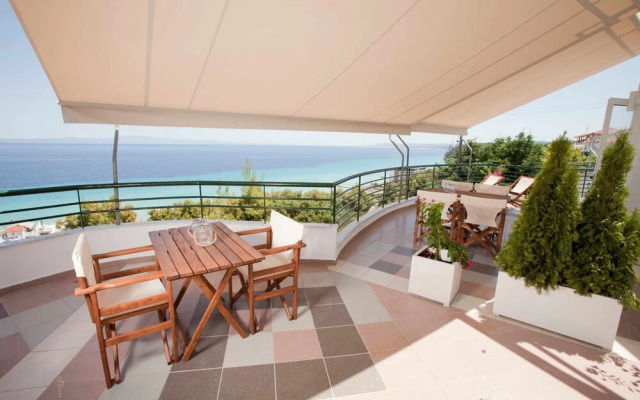 Zennova 34 Kallithea Blue Paradise