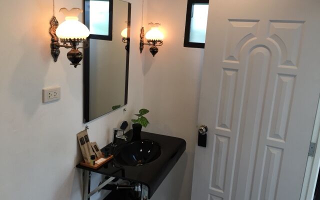 Loft Caravan Resort