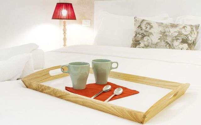 GetTheKey San Vitale Apartment