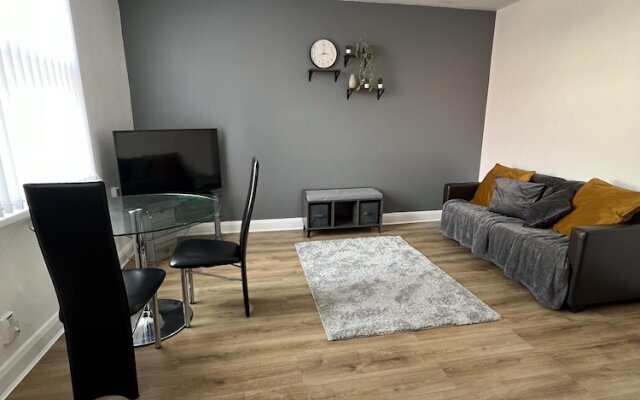 City Escape - Charming 2-bed House