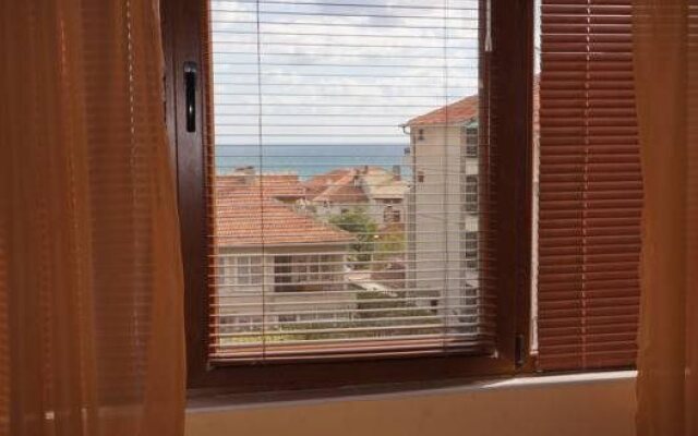 Tonus Guest House