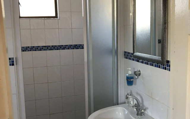 Edens Guest House