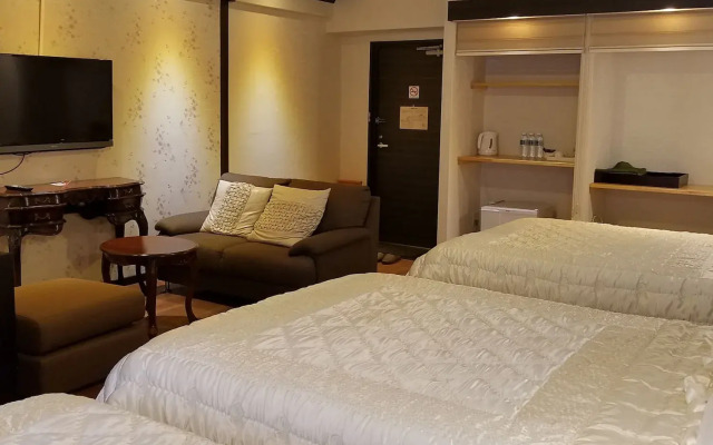 Yufuin Bessou Shikisai Hotel