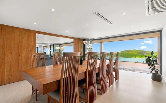 Villa Firefly