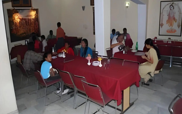 Muskan Hotel