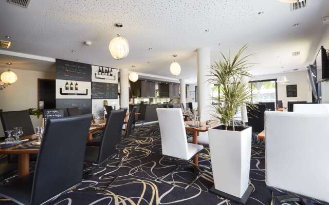 Hôtel Kyriad Saint Quentin en Yvelines - Montigny