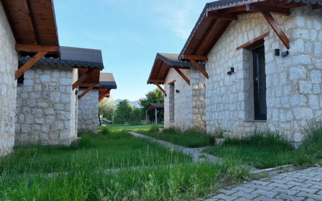 Ayrık Vadi Otel & Restoran