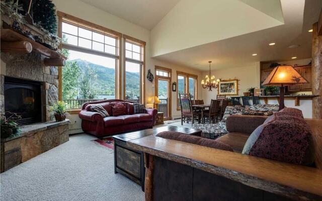 Mountain View At Eagleridge Town Homes