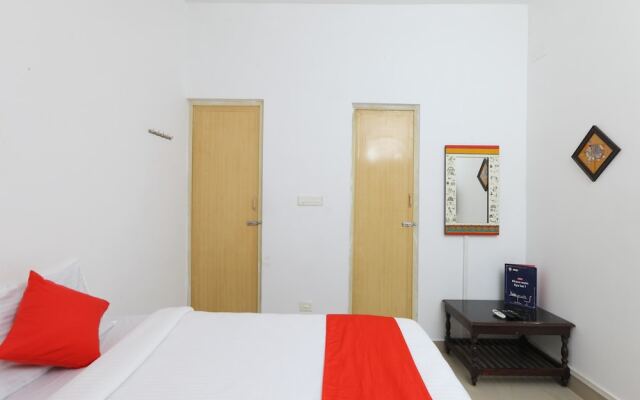 OYO 14440 Home Comfort 1BHK Near Auroville Beach