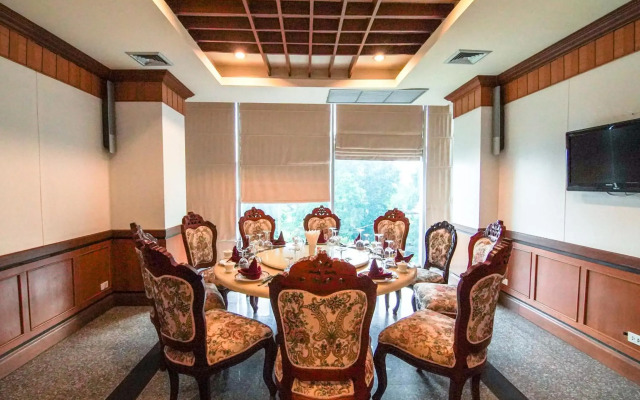 Arawan Riverside Hotel